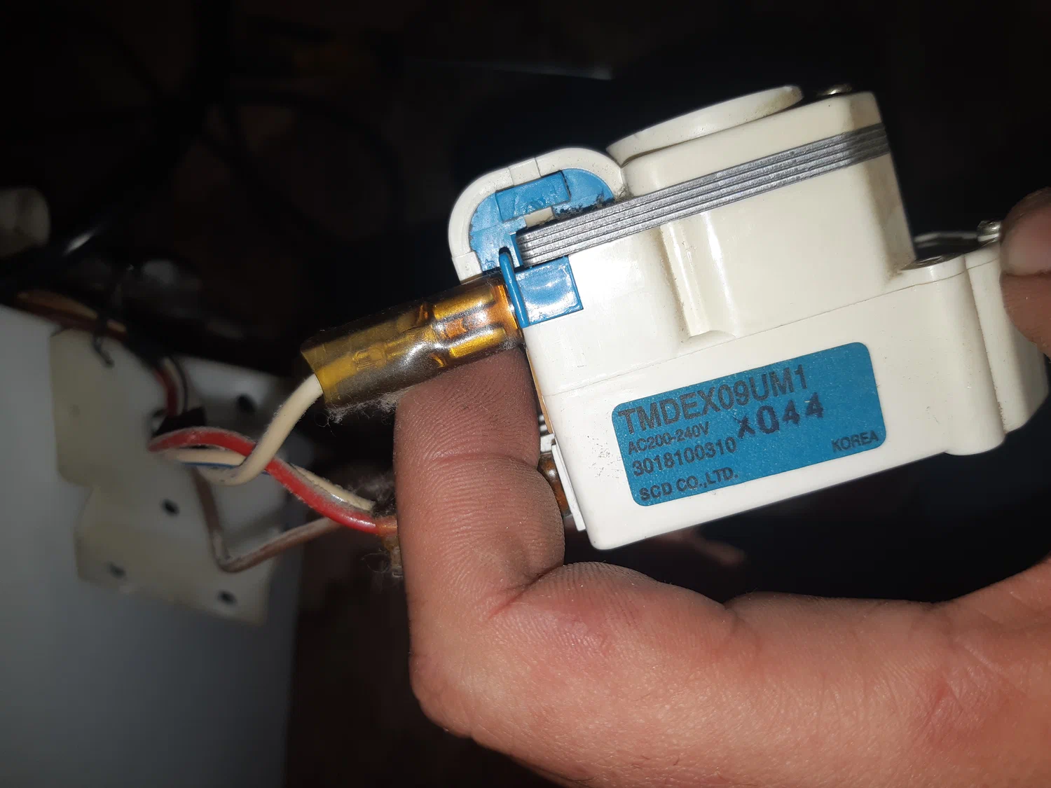 Ремонт холодильника Samsung RB37A5411SA/WT в СПБ по набережная Обводного канала, д. 140